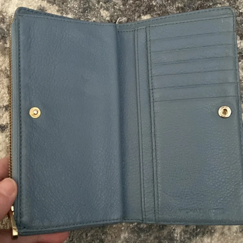 Blue Michael Kors Wallet! - Picture 4 of 7
